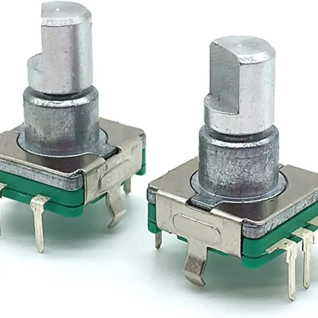 Encoder Rotativo EC11 con Interruptor Push 17mm 
